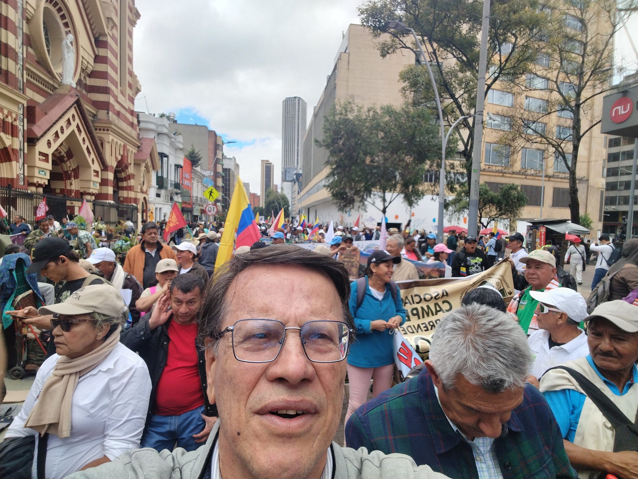 Con dignida 2